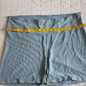 Old Navy Women's Ribbed Blue Bike Shorts